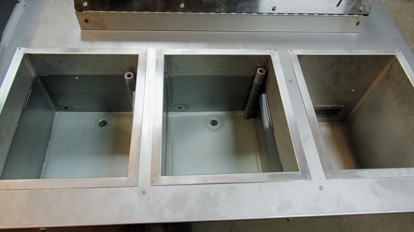 工艺槽用于静态浸渍，超声波冲洗和湿台加热干燥